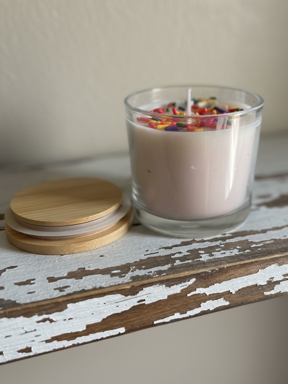 Handmade/handpoured 6 oz Cake Batter, Soy Candle Colorful Sprinkles
NWT